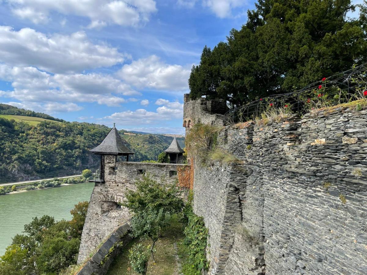 Burg Gutenfels Hotel Kaub Exterior photo